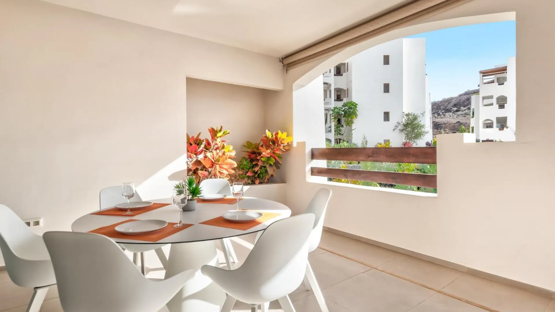 הוילה ארונה Jardines - Tabor 2-3 Pool View