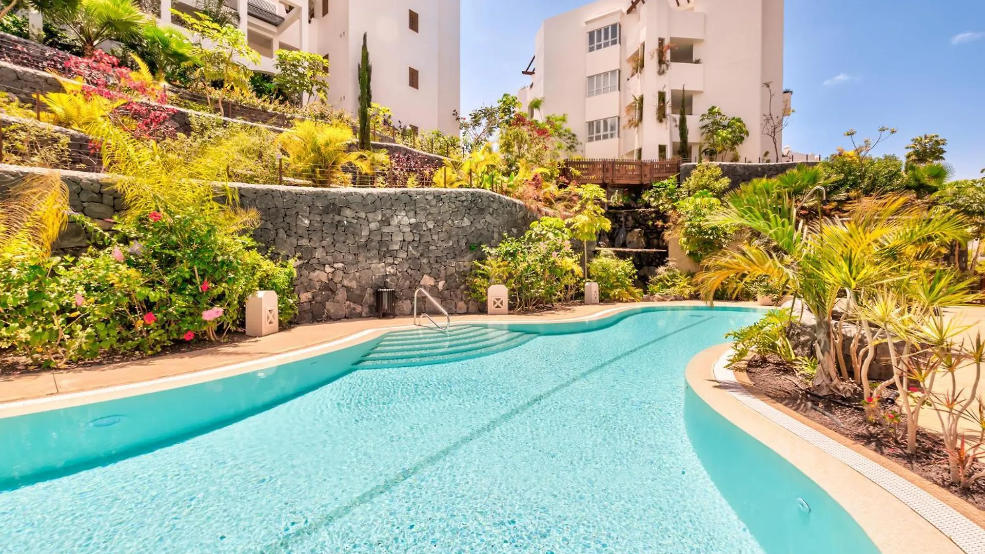בית נופש הוילה ארונה Jardines - Tabor 2-3 Pool View